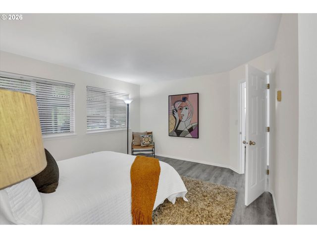 5063 Sw FOOTHILLS Dr F, Lake Oswego, OR 97034