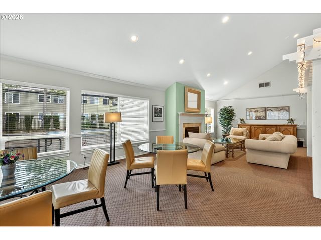 5063 Sw FOOTHILLS Dr F, Lake Oswego, OR 97034