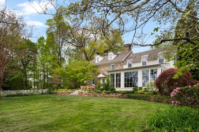 465 E STATE ST, Doylestown, PA 18901
