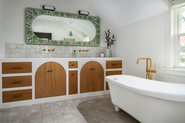 465 E STATE ST, Doylestown, PA 18901