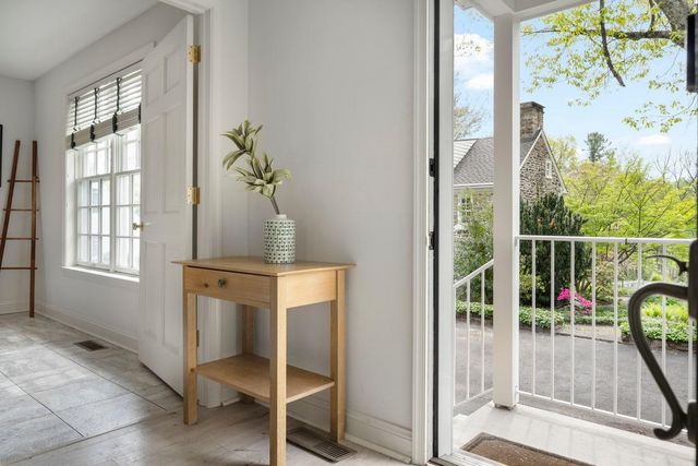 465 E STATE ST, Doylestown, PA 18901