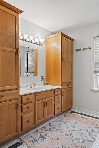 465 E STATE ST, Doylestown, PA 18901