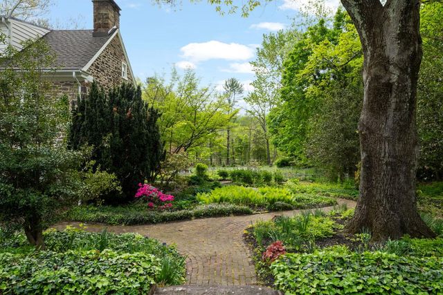 465 E STATE ST, Doylestown, PA 18901