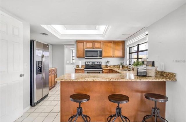 16208 PEBBLEBROOK DRIVE, Tampa, FL 33624