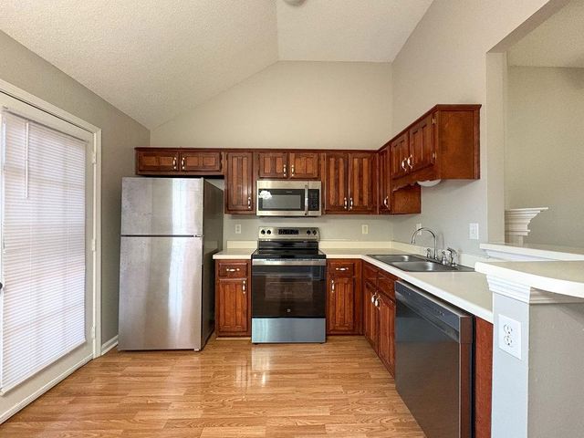 8998 GRACIE LN, Memphis, TN 38016