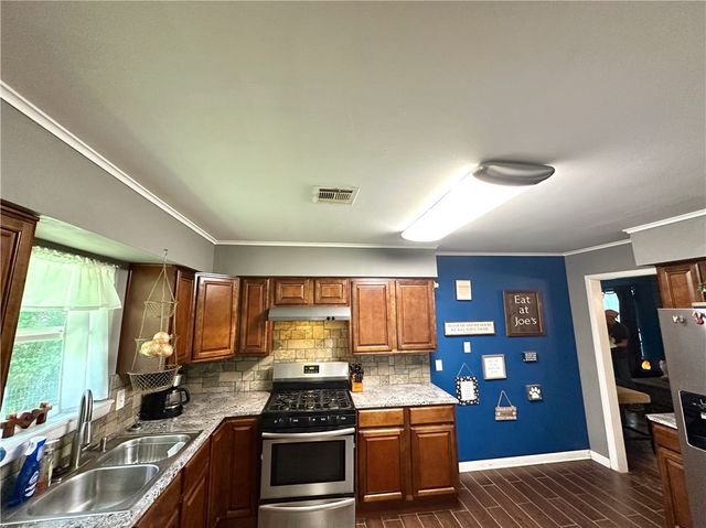 402 Phillips Street, West Fork, AR 72774