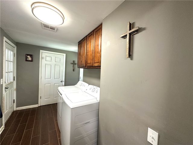 402 Phillips Street, West Fork, AR 72774