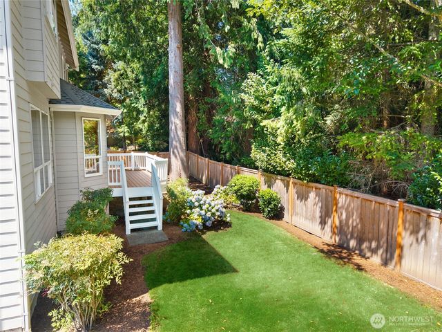 20534 NE 33rd Court NE, Sammamish, WA 98074