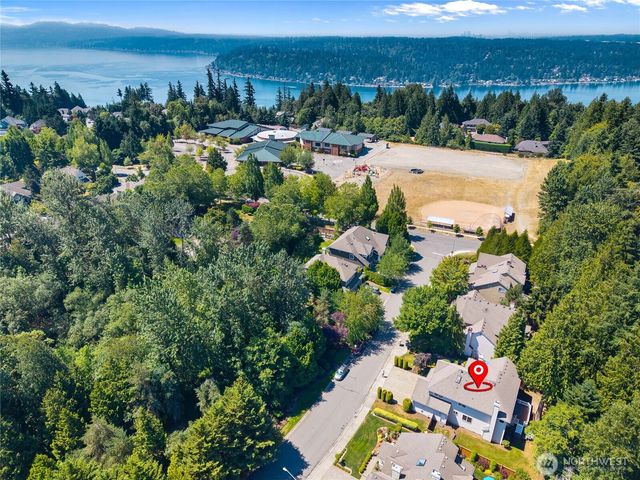 20534 NE 33rd Court NE, Sammamish, WA 98074
