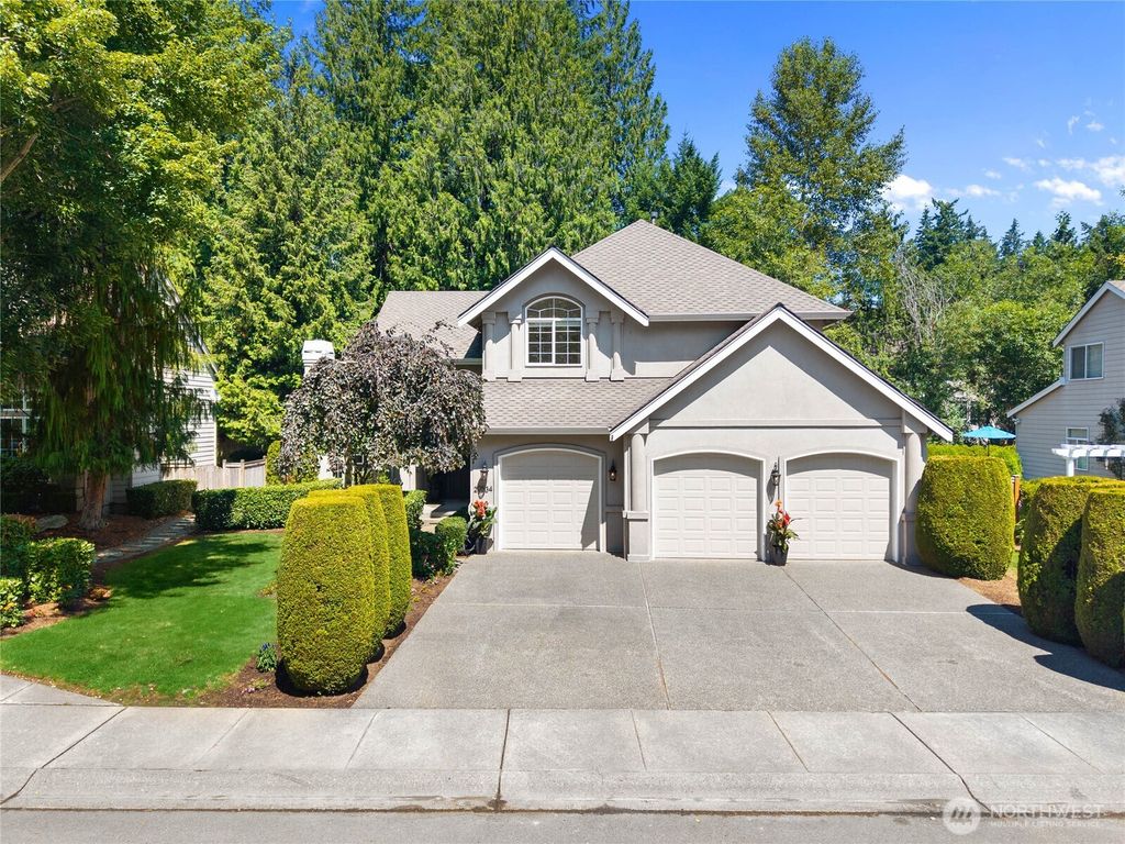 20534 NE 33rd Court NE, Sammamish, WA 98074