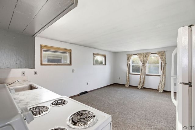 5180 Orangeport Road, Clay, NY 13029