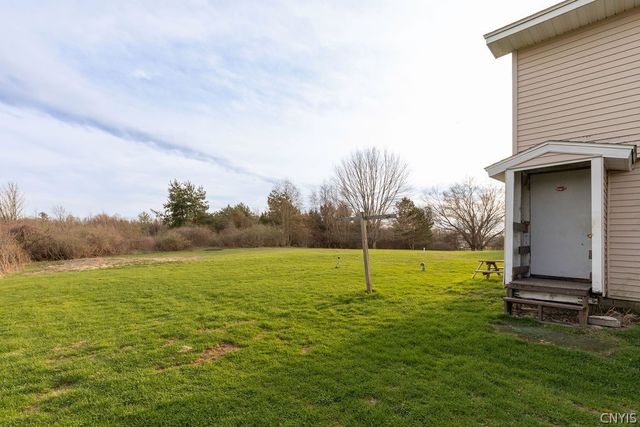 5180 Orangeport Road, Clay, NY 13029