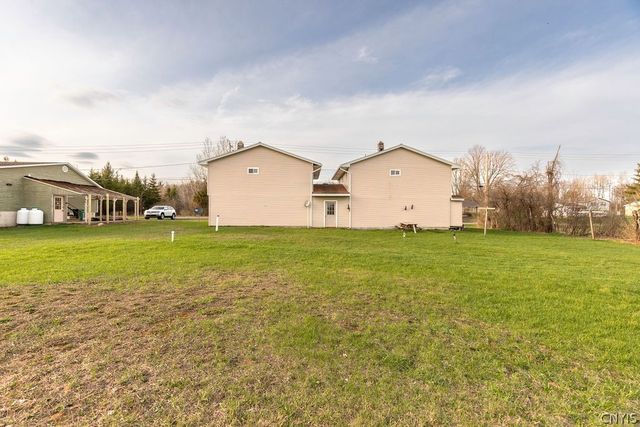 5180 Orangeport Road, Clay, NY 13029