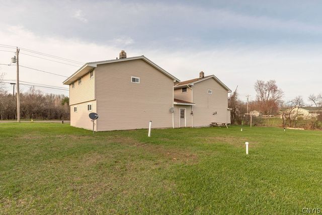5180 Orangeport Road, Clay, NY 13029
