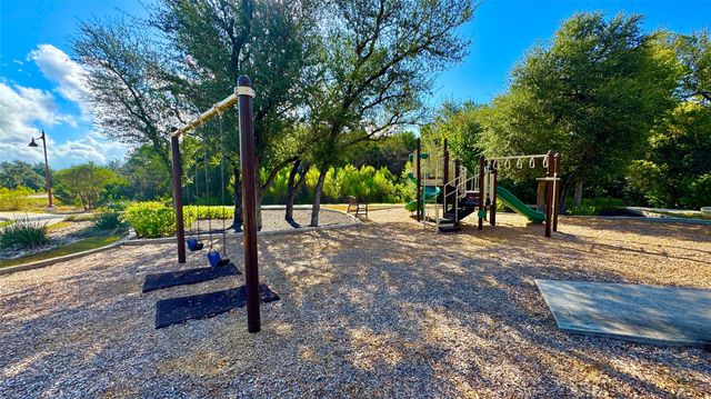112 Senna DR, Dripping Springs, TX 78620