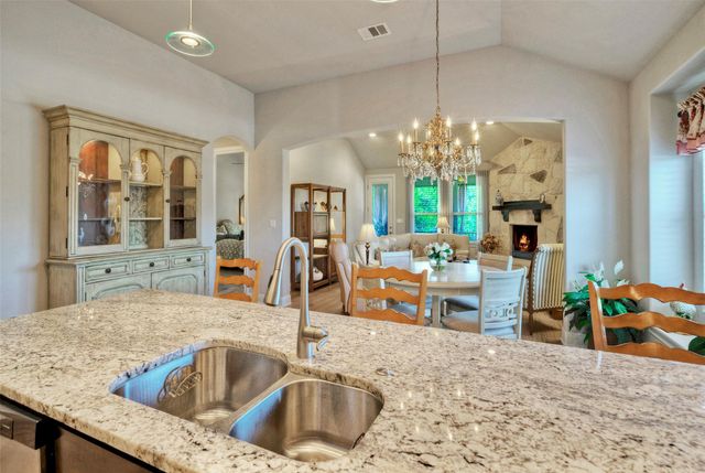 112 Senna DR, Dripping Springs, TX 78620