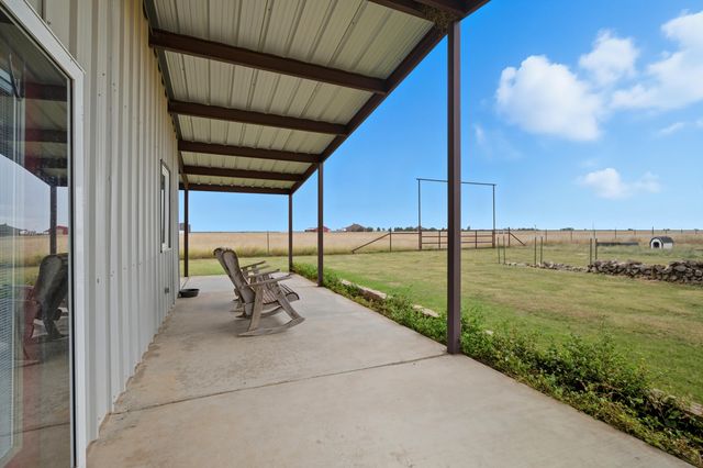 672 Cr M Road, New Home, TX 79383