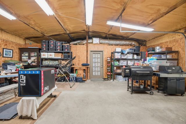 672 Cr M Road, New Home, TX 79383