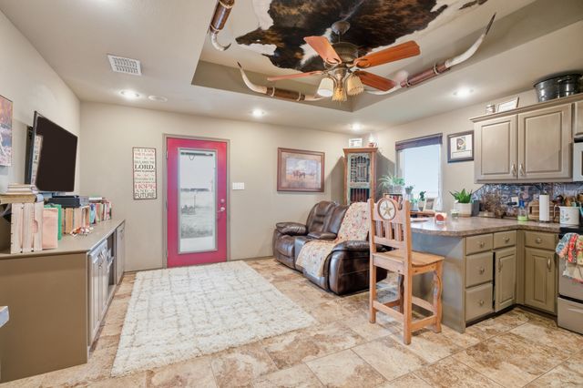 672 Cr M Road, New Home, TX 79383