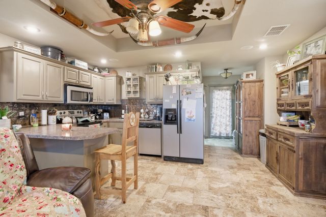 672 Cr M Road, New Home, TX 79383