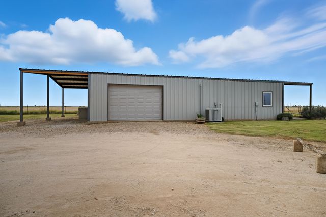 672 Cr M Road, New Home, TX 79383