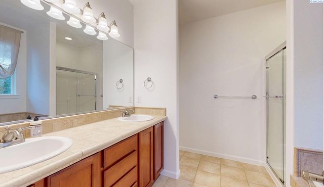 2981 Redrock Ridge Loop, Richland, WA 99354