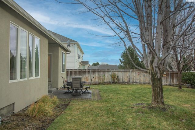 2981 Redrock Ridge Loop, Richland, WA 99354
