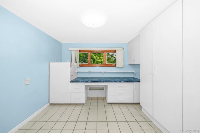 195 N Albany Avenue, Massapequa, NY 11758