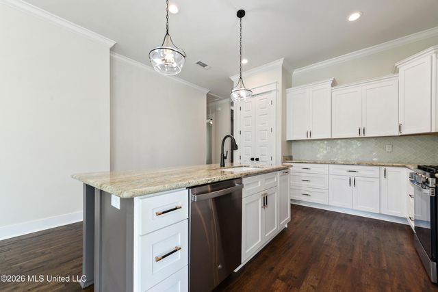 133 Fernwood Drive, Pass Christian, MS 39571