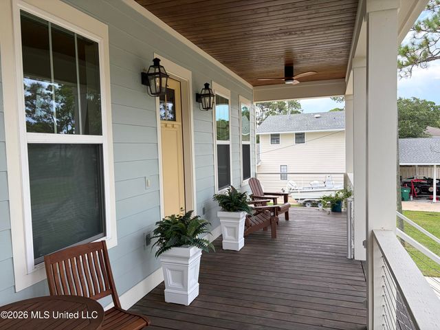 133 Fernwood Drive, Pass Christian, MS 39571