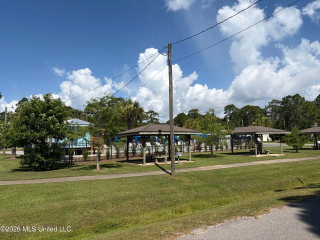 133 Fernwood Drive, Pass Christian, MS 39571
