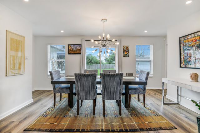 2550 Roy Circle, Houston, TX 77007