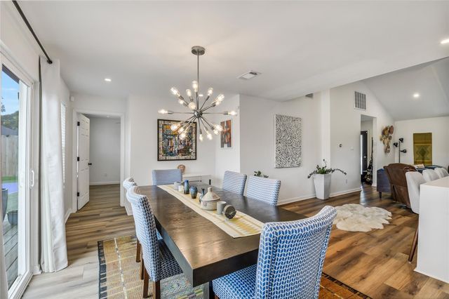 2550 Roy Circle, Houston, TX 77007