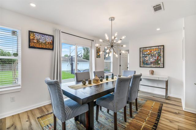 2550 Roy Circle, Houston, TX 77007