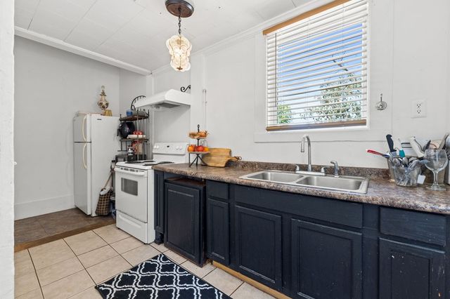 732 S St Andrews, Dothan, AL 36301