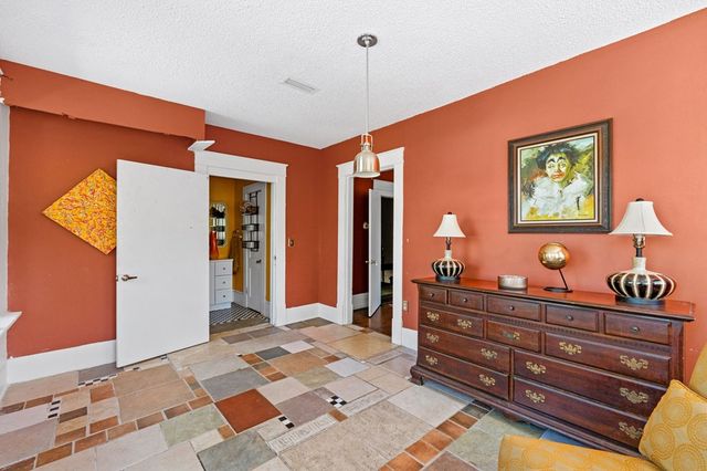 732 S St Andrews, Dothan, AL 36301
