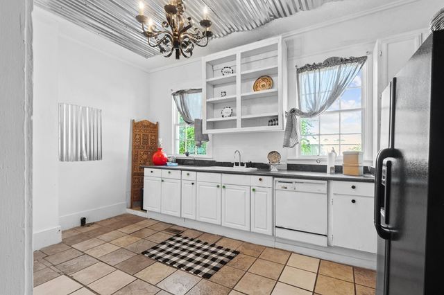 732 S St Andrews, Dothan, AL 36301