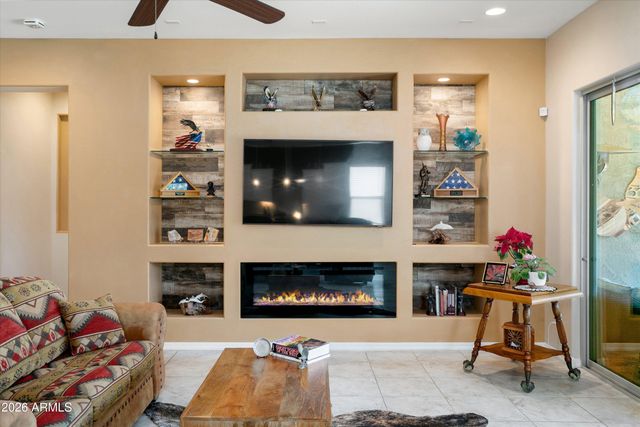 27585 W TONOPAH Drive, Buckeye, AZ 85396