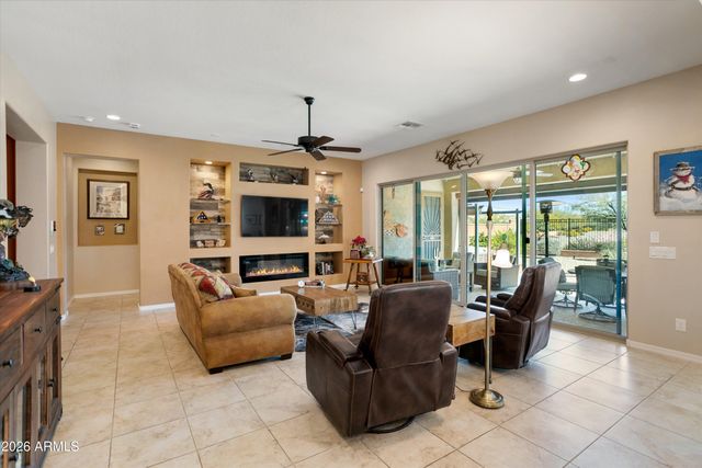 27585 W TONOPAH Drive, Buckeye, AZ 85396