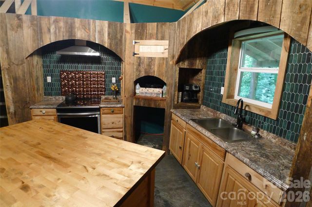 241 Grannaman Drive, Mocksville, NC 27028
