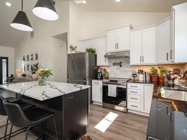 8804 W 49th Terrace, Merriam, KS 66203