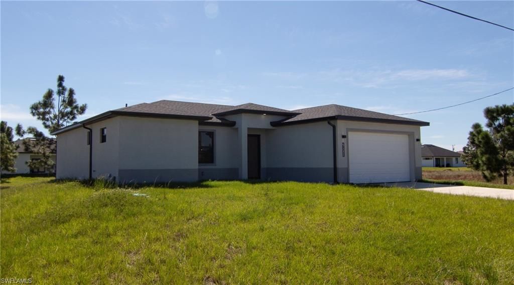 2907 Colin AVE S, LEHIGH ACRES, FL 33976 — photo 2