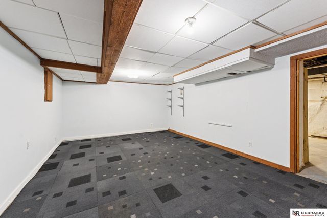 2134 S 35th Street, Omaha, NE 68105