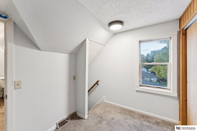 2134 S 35th Street, Omaha, NE 68105