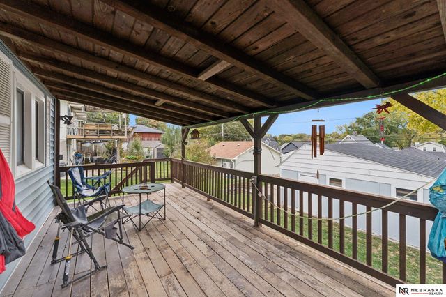 2134 S 35th Street, Omaha, NE 68105