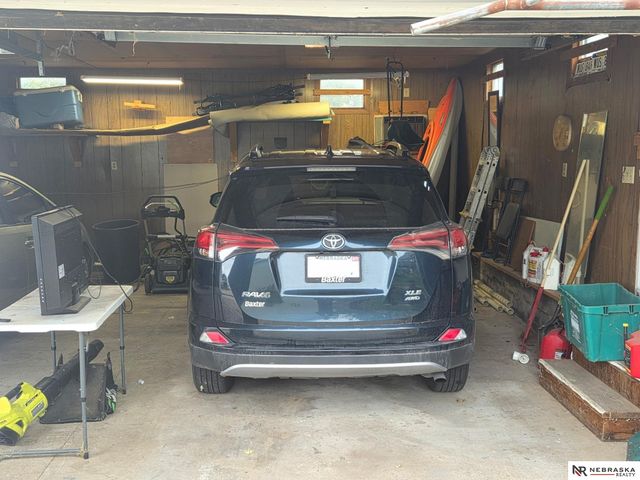 2134 S 35th Street, Omaha, NE 68105