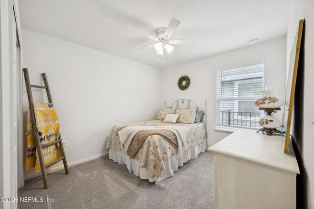 887 PANTHER LAKE Parkway, Jacksonville, FL 32221