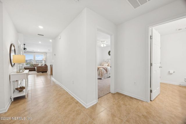 887 PANTHER LAKE Parkway, Jacksonville, FL 32221