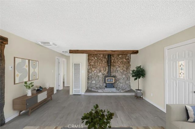 47242 92nd Street West, Lancaster, CA 93536
