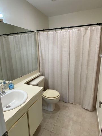 2217 W Discovery Cir Circle W, Deerfield Beach, FL 33442